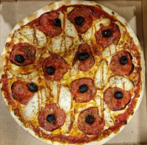 dead poule la pizza de mars 2026 cocotte cassegraine