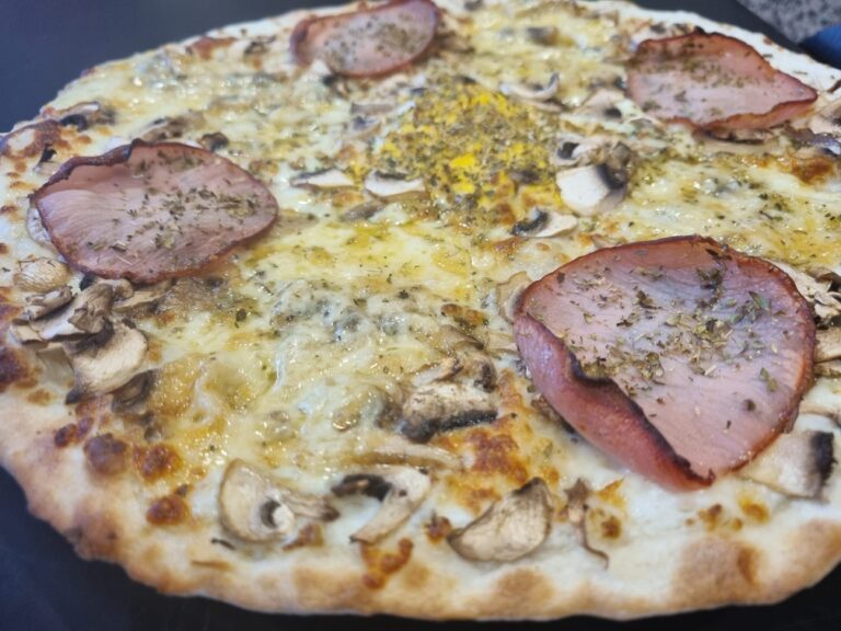 DOBBY pizza de Mai Cocotte Cassegraine